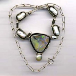 Opal Biwa Pearls Neclace