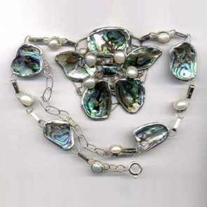 Pawa Pearls Opal Neckace