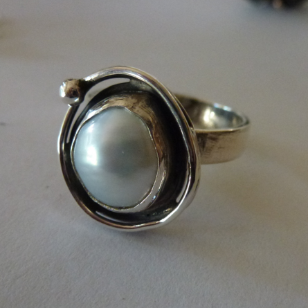 classic pearl ring1