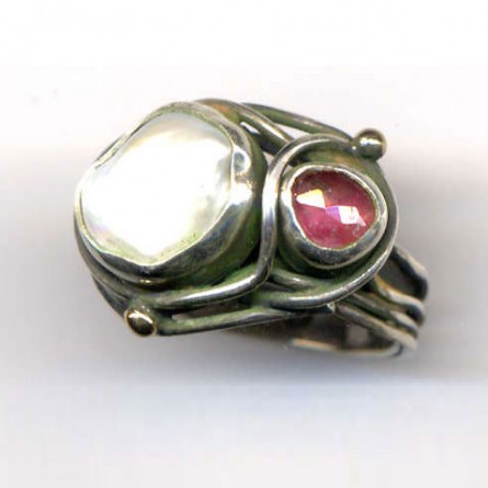 Pearl tourmaline ring